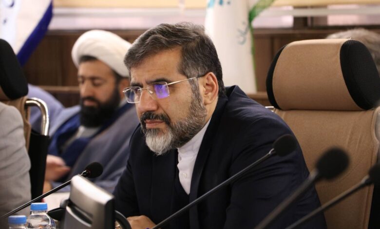 Photo of وزیر فرهنگ و ارشاد اسلامی جناب آقای دکتر اسماعیلی در چهاردهمین نشست سراسری انجمن خوشه: